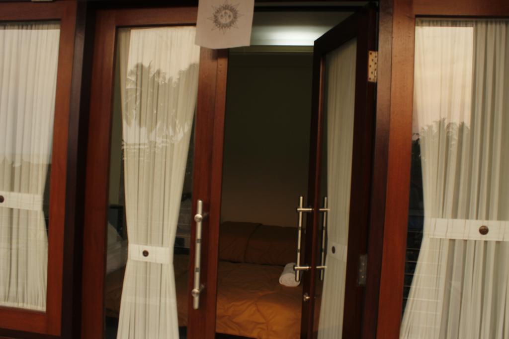 Maemae Beach House Hotel Nusa Penida Ruang foto